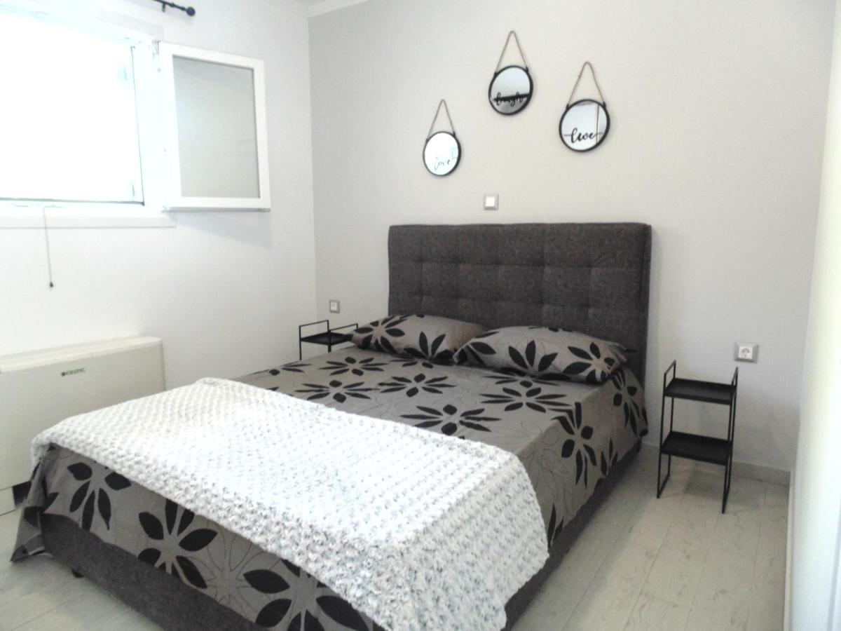 White Rose Apartment Potamos  Exterior photo